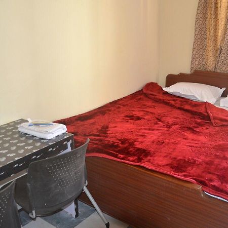 Hotel Vaibhav Raxaul Екстериор снимка